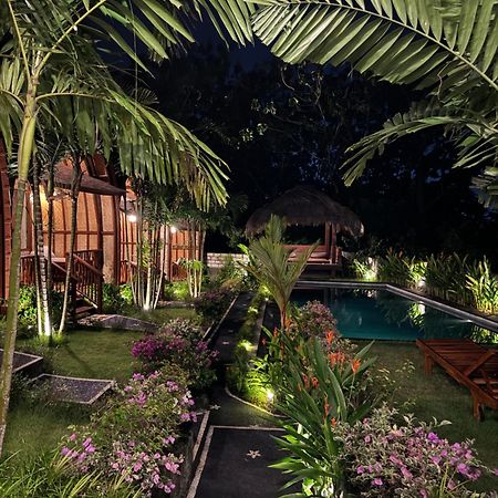 Uluwatu Sunrise Ungasan Exterior foto