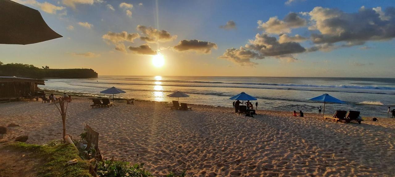 Uluwatu Sunrise Ungasan Exterior foto